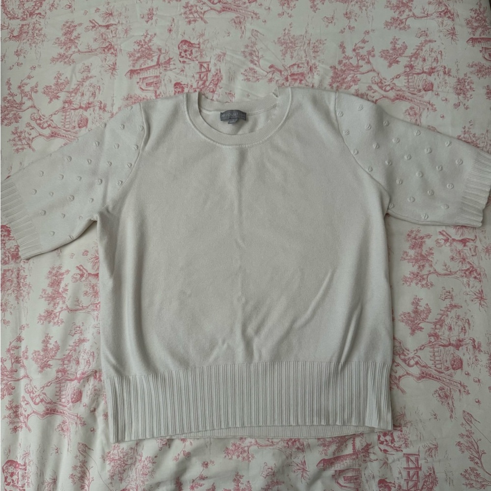 Cyrus Elegant White Sweater